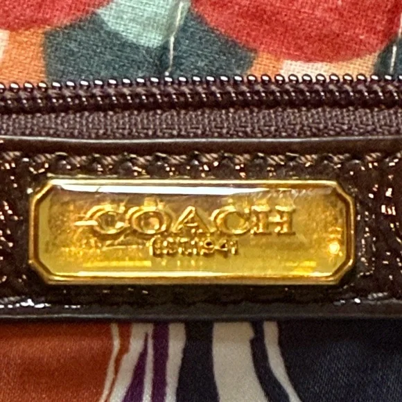 Coach Ashley Hand Drawn Scarf Print Wristlet NWT - Picture 7 of 7